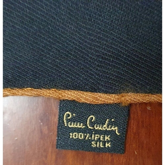 Pierre Cardin Vintage Scarf Size 34x34 in 100% ipek silk - Picture 4 of 7
